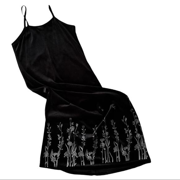 Vintage Velvet Floral Maxi Dress - Picture 4 of 8